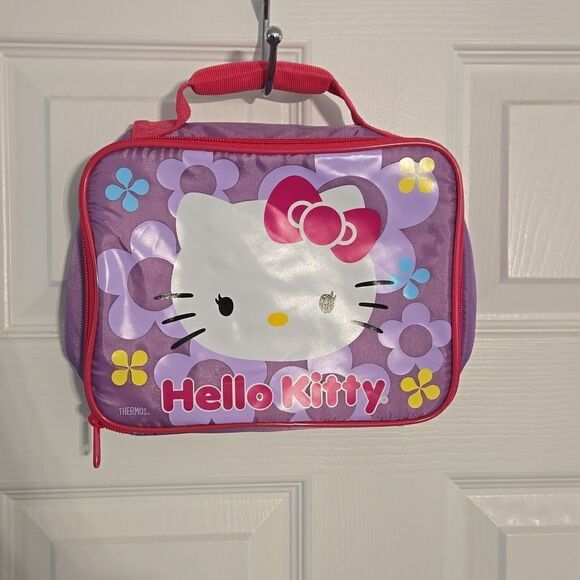 Hello kitty lunch box clean - Picture 1 of 5